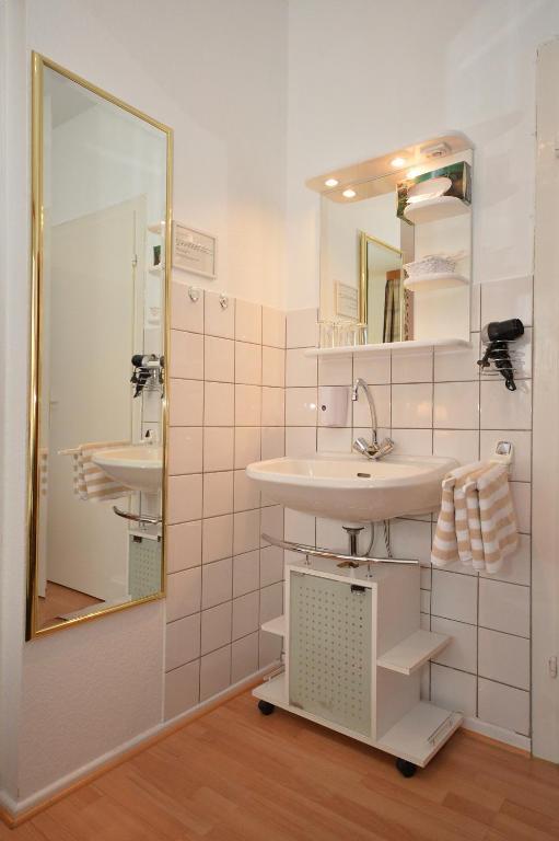 Hotel Bolts Am Park Бремен Номер фото